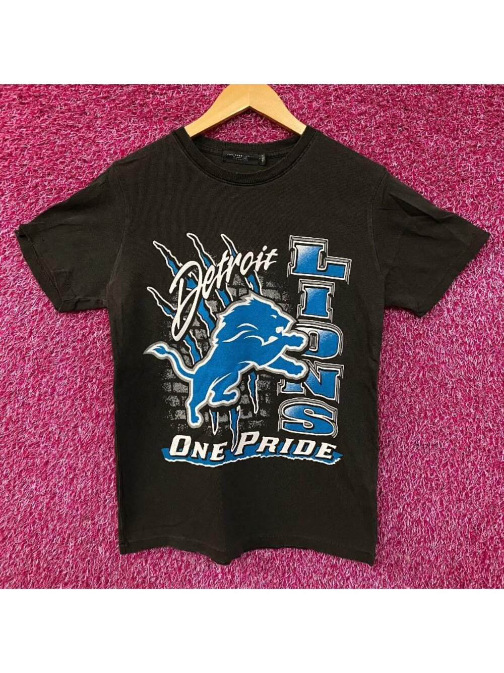 Junk Food Clothing Detroit Lions "One Pride" Vintage-Style T-Shirt Small
